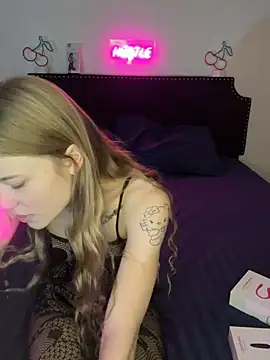 foxy ana13 online show from January 8, 2025, 1:53 am