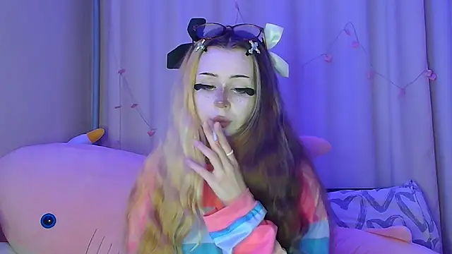 suemeow online show from October 13, 2025, 11:16 pm