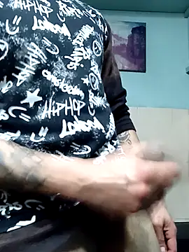 Snapshot of 1Amarguetix chatting on December 2, 2025, 8:52 am 1Amarguetix online show from December 2, 2025, 8:52 am