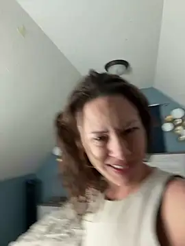 Naughty pussy2cum online show from February 7, 2025, 7:07 am