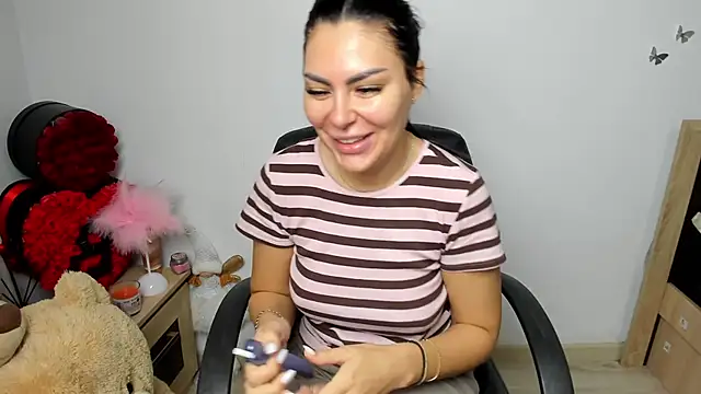Snapshot of kilenyapatrice chatting on April 25, 2026, 10:51 am kilenyapatrice online show from April 25, 2026, 10:51 am