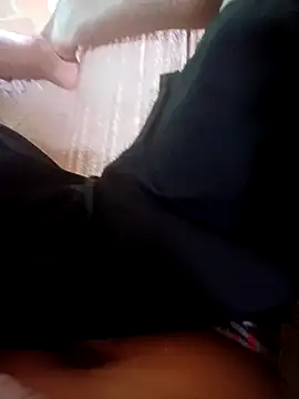 jnsubimisso online show from February 23, 2025, 2:35 pm