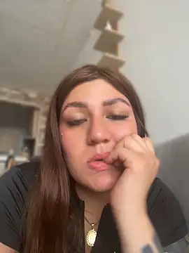 hannamour online show from May 16, 2026, 6:50 pm