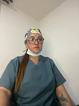 Shianrose online show from February 19, 2026, 2:07 am