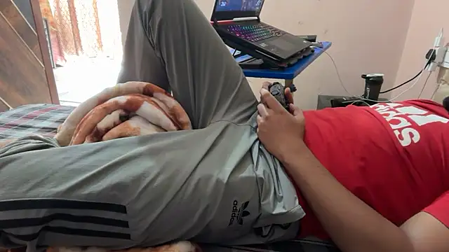 Snapshot of sexyboy09 chatting on October 27, 2025, 9:35 am sexyboy09 online show from October 27, 2025, 9:35 am