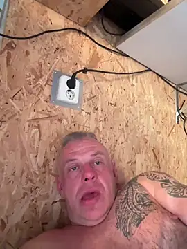 Snapshot of JakubW79 chatting on March 19, 2025, 4:02 pm JakubW79 online show from March 19, 2025, 4:02 pm