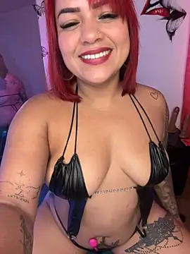 EmmaHot online show from November 14, 2025, 12:04 pm