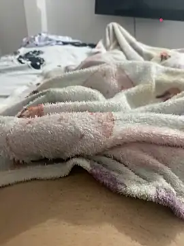 Snapshot of Deim_ chatting on April 6, 2026, 6:14 am Deim online show from April 6, 2026, 6:14 am