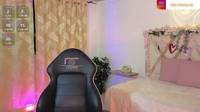 hina tay online show from February 8, 2026, 3:21 am