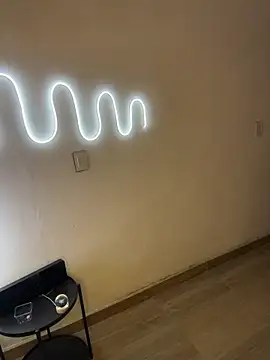 Snapshot of alexxaa96 chatting on March 27, 2026, 3:12 am alexxaa96 online show from March 27, 2026, 3:12 am