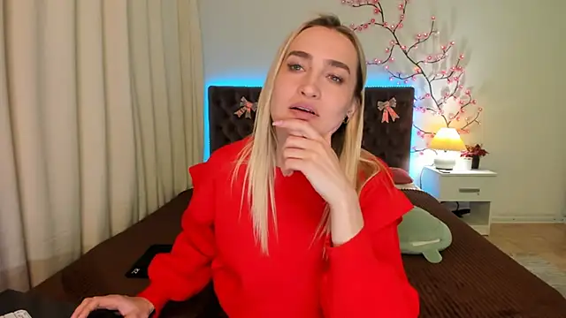 KateOwyns online show from April 27, 2026, 12:47 pm