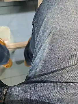 Snapshot of snorksk85 chatting on November 4, 2025, 8:24 am snorksk85 online show from November 4, 2025, 8:24 am