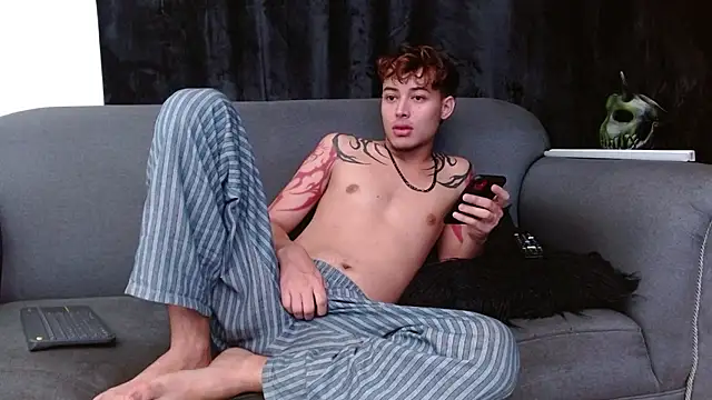 abysss angel online show from February 12, 2025, 4:00 pm