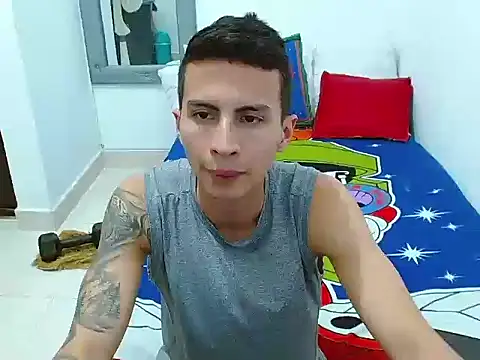 Velk hot online show from November 19, 2025, 7:14 pm