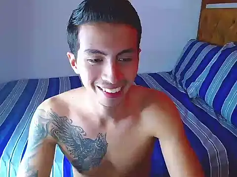 Snapshot of Velk_hot chatting on April 17, 2026, 1:36 pm Velk hot online show from April 17, 2026, 1:36 pm