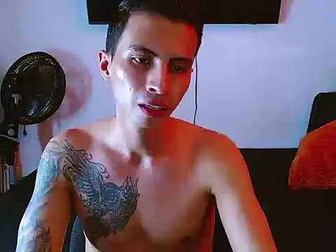 Snapshot of Velk_hot chatting on May 9, 2026, 7:08 pm Velk hot online show from May 9, 2026, 7:08 pm