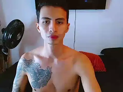Snapshot of Velk_hot chatting on May 11, 2026, 2:45 pm Velk hot online show from May 11, 2026, 2:45 pm