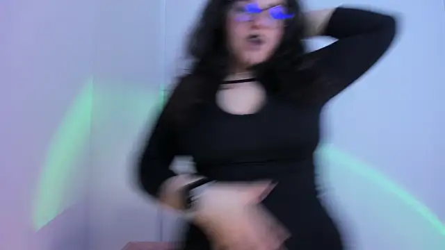 Snapshot of im_mei chatting on October 24, 2025, 11:45 pm im mei online show from October 24, 2025, 11:45 pm