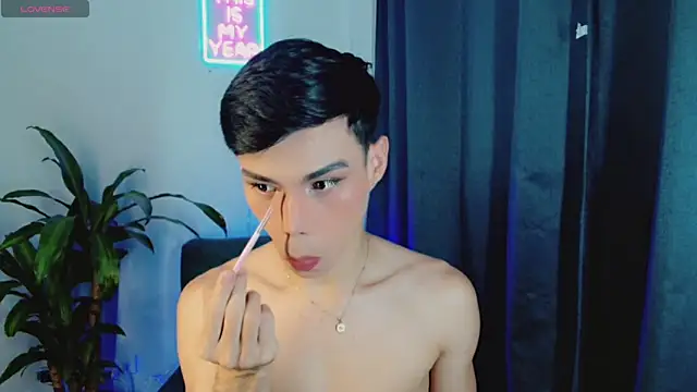 femboykeene online show from May 4, 2026, 10:50 pm