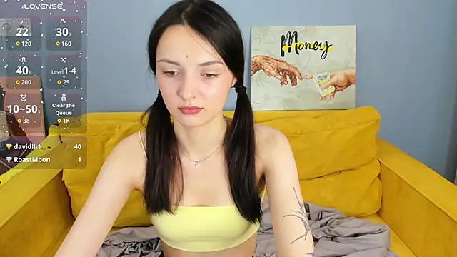 Snapshot of Kira_Ke11y chatting on October 24, 2025, 4:31 am Kira Ke11y online show from October 24, 2025, 4:31 am