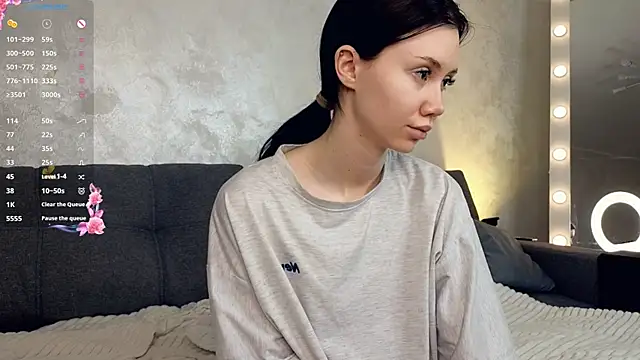 Snapshot of emilia_walton chatting on January 9, 2025, 1:35 pm emilia walton online show from January 9, 2025, 1:35 pm