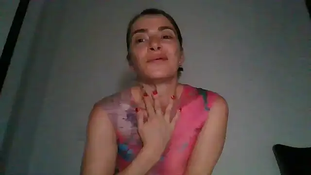 Snapshot of Liloo8923 chatting on December 12, 2024, 10:24 am Liloo8923 online show from December 12, 2024, 10:24 am