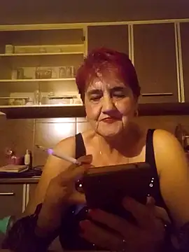 Snapshot of Ely_Elenita chatting on June 24, 2026, 8:30 pm Ely Elenita online show from June 24, 2026, 8:30 pm