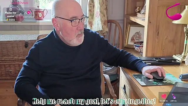 Snapshot of Adamdaddybear chatting on February 25, 2026, 2:16 pm Adamdaddybear online show from February 25, 2026, 2:16 pm