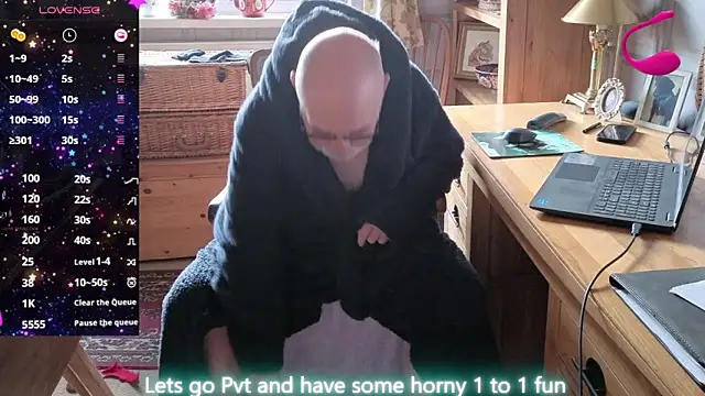 Snapshot of Adamdaddybear chatting on March 21, 2026, 7:46 am Adamdaddybear online show from March 21, 2026, 7:46 am