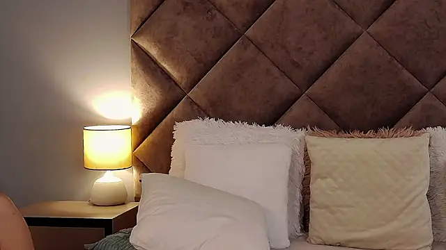 Snapshot of JaquelineM chatting on October 23, 2025, 7:07 am JaquelineM online show from October 23, 2025, 7:07 am