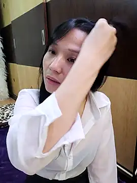 enjoysung online show from February 20, 2025, 2:18 am