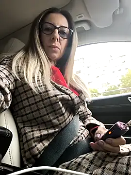 Snapshot of SukyGirl chatting on September 29, 2025, 6:29 am SukyGirl online show from September 29, 2025, 6:29 am