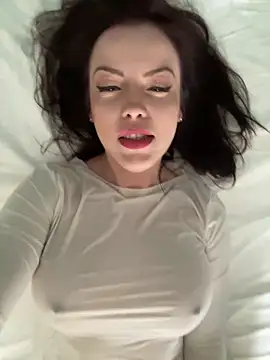 Snapshot of AylaRed chatting on March 17, 2025, 1:08 pm AylaRed online show from March 17, 2025, 1:08 pm