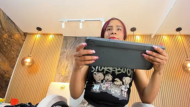 ella harper online show from February 26, 2025, 8:59 am