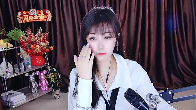 xiaoya666--baby online show from February 8, 2025, 2:38 pm