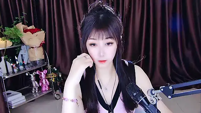 xiaoya666--baby online show from February 25, 2025, 2:33 pm