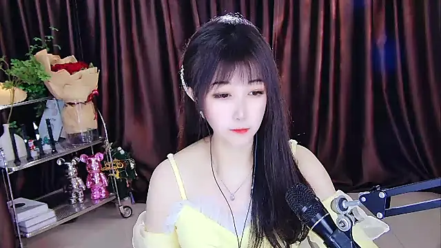 xiaoya666--baby online show from February 26, 2025, 2:46 pm