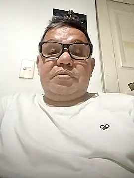 Snapshot of catatunboculion chatting on January 5, 2025, 3:11 am catatunboculion online show from January 5, 2025, 3:11 am