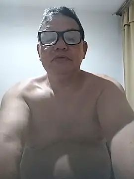 Snapshot of catatunboculion chatting on January 14, 2025, 10:59 am catatunboculion online show from January 14, 2025, 10:59 am