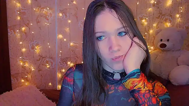 Snapshot of fluffy_kitty_ chatting on March 1, 2026, 3:47 pm fluffy kitty online show from March 1, 2026, 3:47 pm