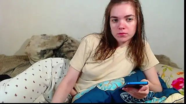 SallyMkn online show from May 27, 2026, 12:02 pm