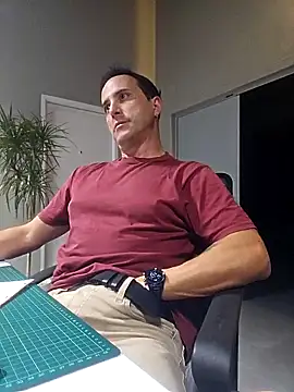 Snapshot of Lucas___81 chatting on November 5, 2025, 7:25 pm Lucas 81 online show from November 5, 2025, 7:25 pm