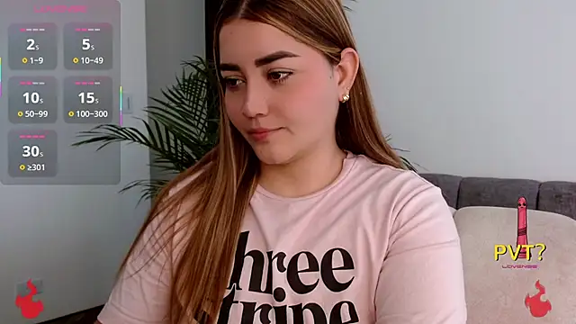 Snapshot of Lucia_star__ chatting on October 18, 2025, 4:19 pm Lucia star online show from October 18, 2025, 4:19 pm