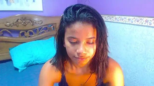 Snapshot of Angelica_Blue chatting on February 21, 2026, 4:46 am Angelica Blue online show from February 21, 2026, 4:46 am