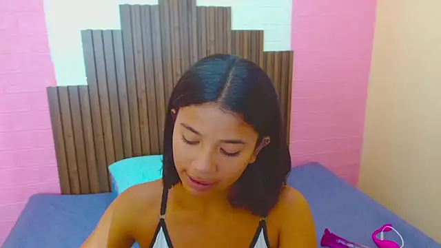 Snapshot of Angelica_Blue chatting on March 4, 2026, 7:09 pm Angelica Blue online show from March 4, 2026, 7:09 pm