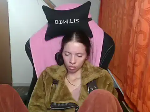 sweetdam12 online show from December 7, 2024, 1:36 am