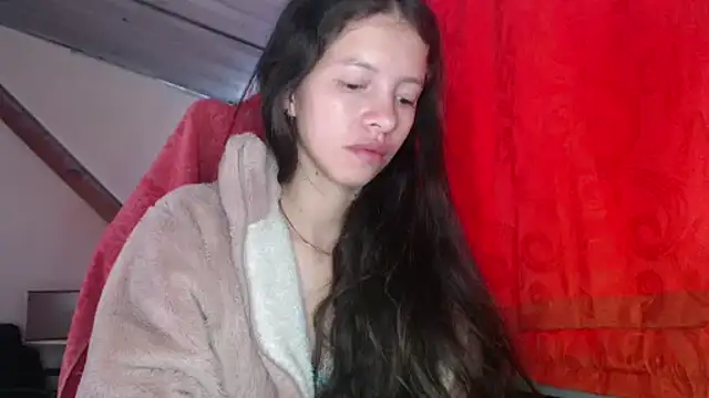sweetdam12 online show from December 12, 2024, 12:33 pm