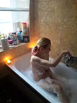 LillyAn123 online show from January 11, 2025, 2:04 pm