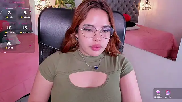 Snapshot of martina_monrohe chatting on February 11, 2025, 10:50 pm martina monrohe online show from February 11, 2025, 10:50 pm
