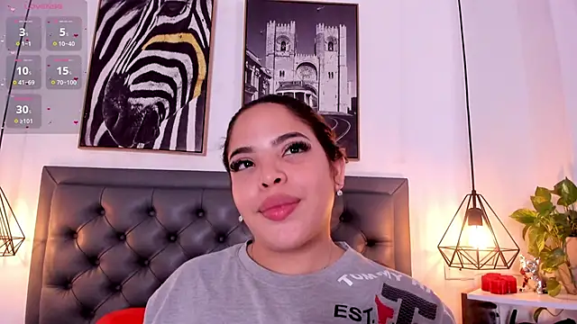 Snapshot of martina_monrohe chatting on March 1, 2025, 4:37 am martina monrohe online show from March 1, 2025, 4:37 am